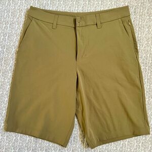 Lululemon ABC Short Classic Fit Short 9”